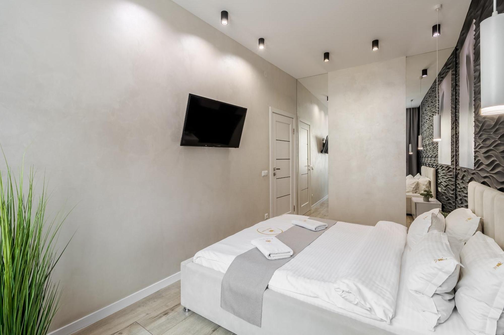 Royal Apartment On Balabana Street Львов Экстерьер фото